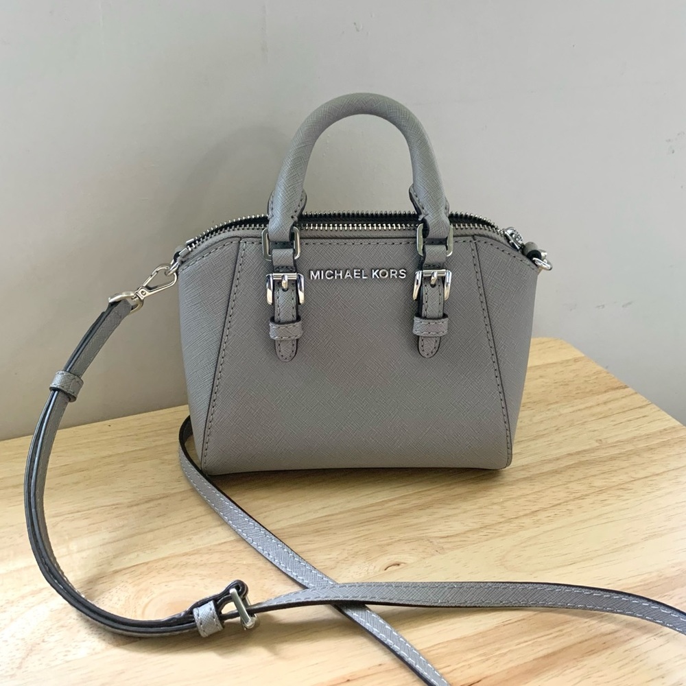 Like New/ Michael Kors Mini Crossbody Bag, Gray